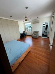 Phillips Avenue (D19), Semi-Detached #572256361